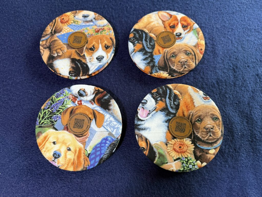 Set of 4 Dog playing cards holder